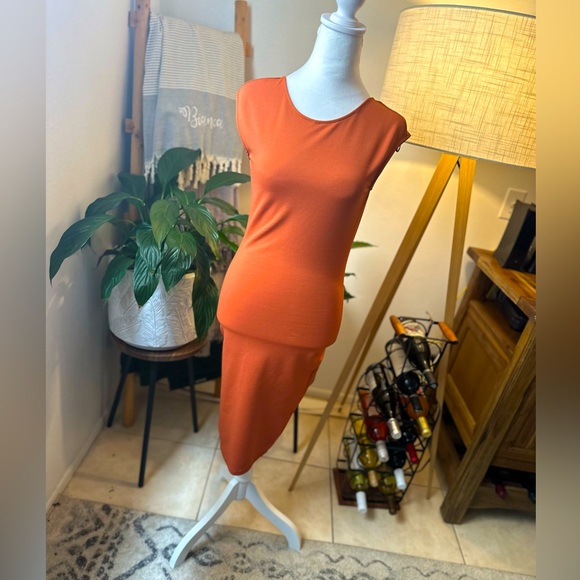 Zara orange classy bodycon dress - Picture 1 of 4